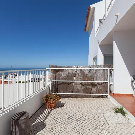 Flh Triplex With Sea View